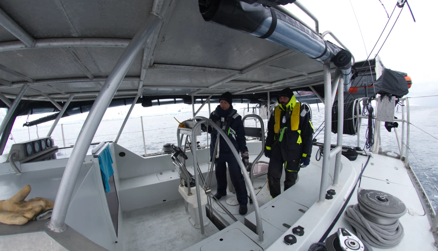 Christophe à la barre avec Virgile