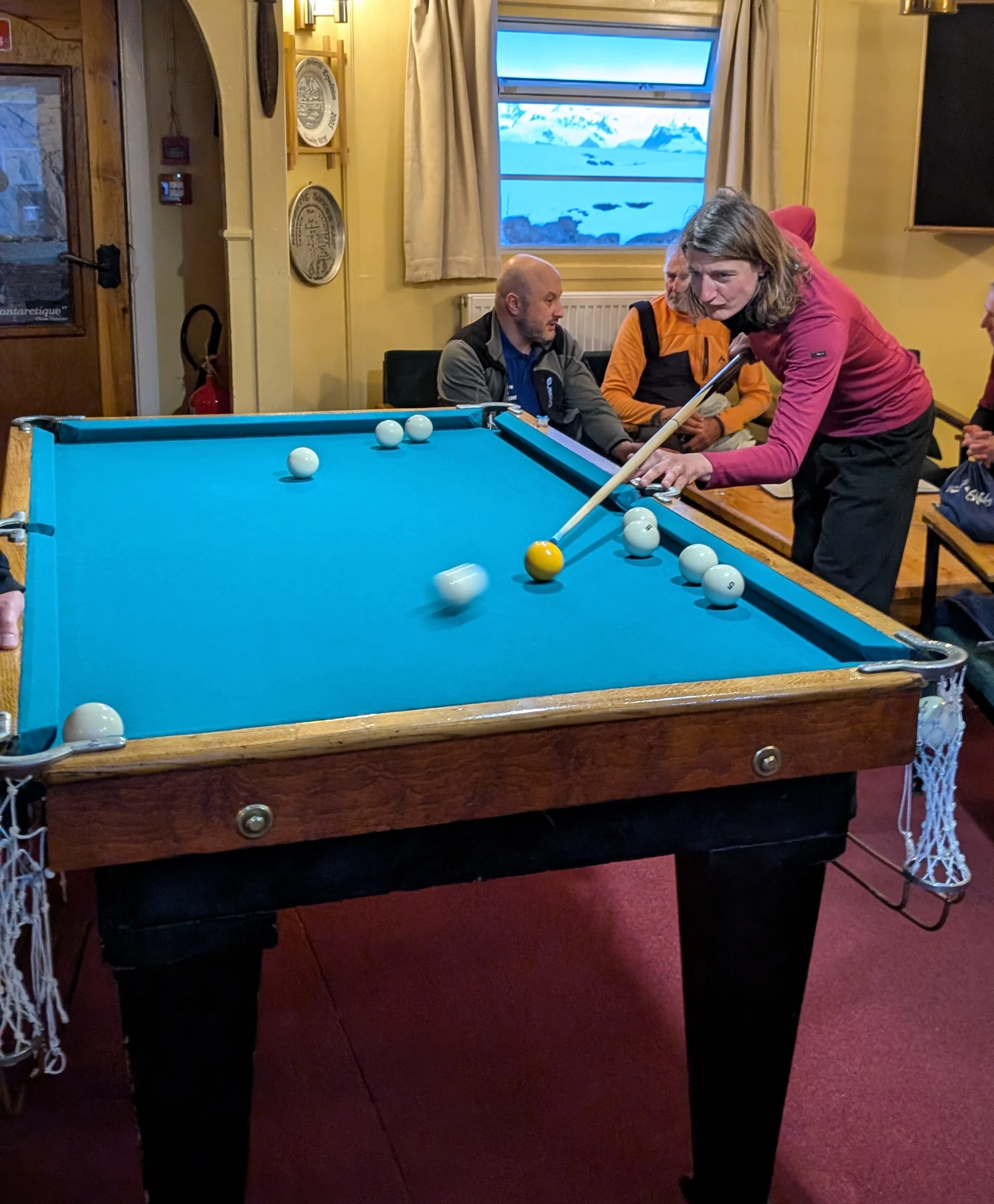 Paneau à l'entrée de la base