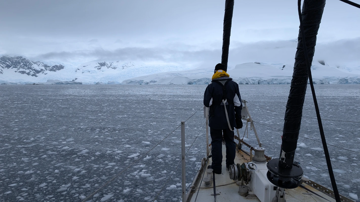 Navigation dans une soupe de glaçons